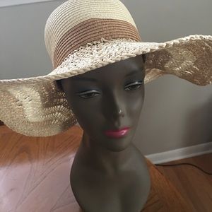 Floppy Straw Sun Hat